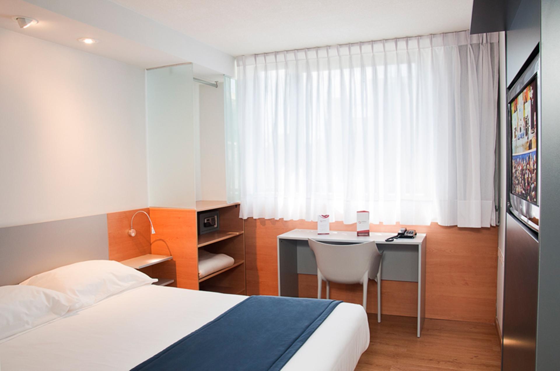 Hotel Orpheo Express モンテビデオ エクステリア 写真
